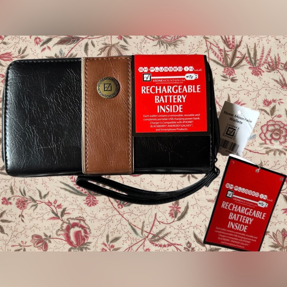 Stone Mountain Leather Wristlet/Wallet with Rechargeable Phone Battery NWT